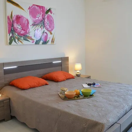 Apartament Spacieux 3 Pieces Avec Terrasse, Piscine Et Garage, A 2 Pas De La - Raphael - Fr-1-226a-274 Saint-Raphaël