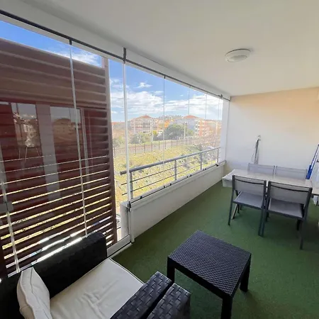 Apartament Spacieux 3 Pieces Avec Terrasse, Piscine Et Garage, A 2 Pas De La - Raphael - Fr-1-226a-274